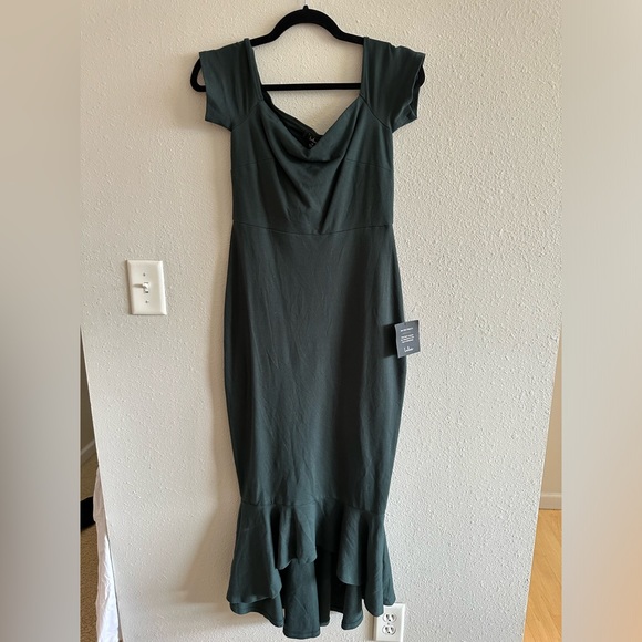 A2 - 120 Lulus How Much I Care Dark Green Off-the-Shoulder Midi Dress SZ MED NWT - Picture 5 of 12